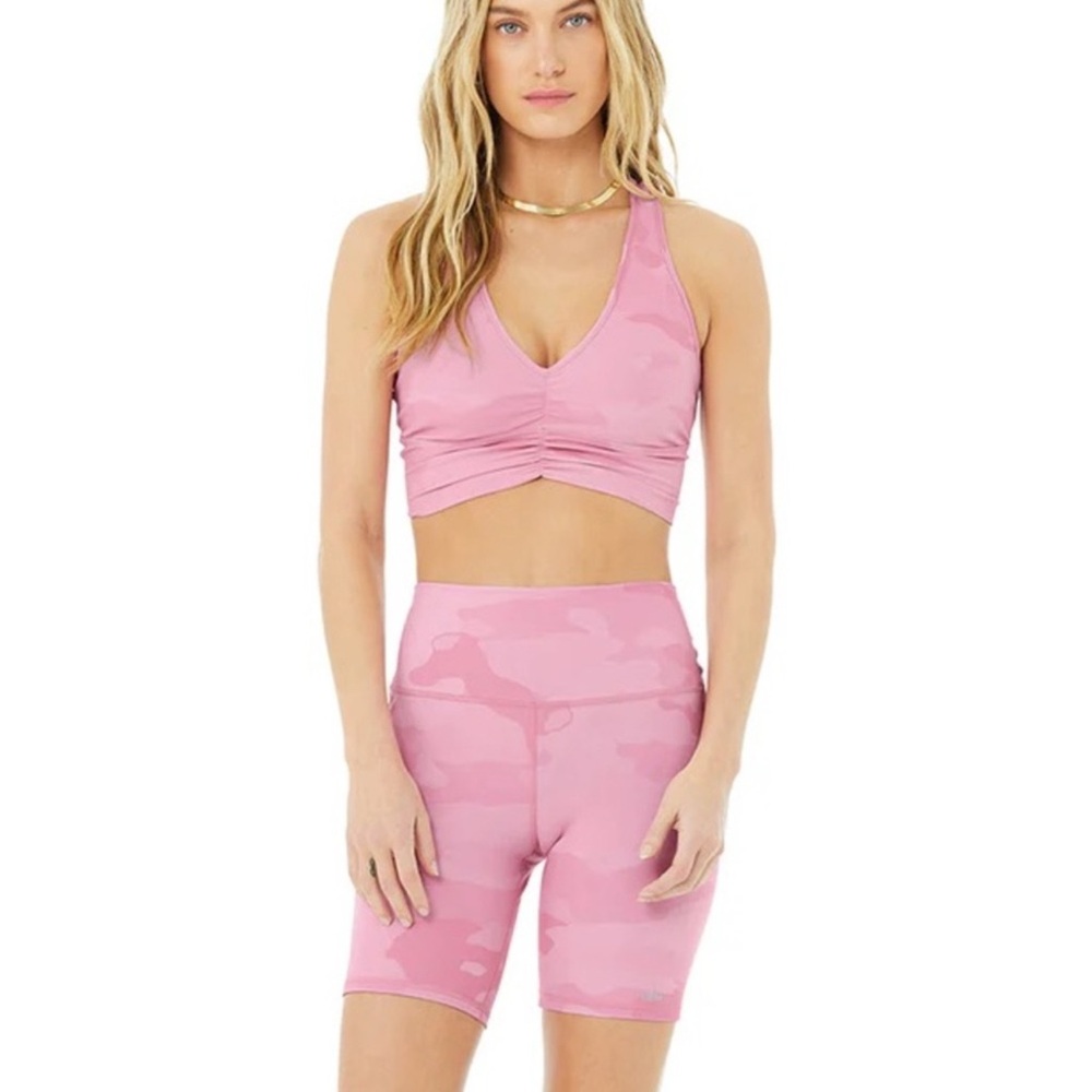 ALO Yoga Vapor Wild Thing Bra- Pink Camo